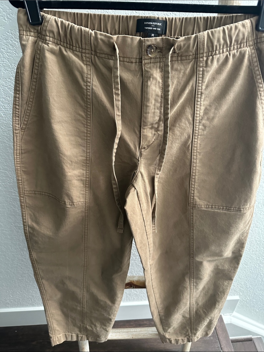Banana Republic women’s Tan Drawstring Utility Pants
